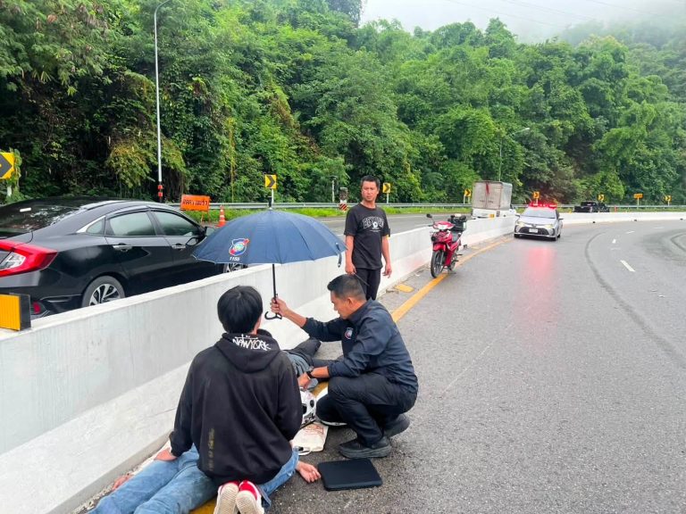 ทุกอุบัติเหตุบนท้องถนนพวกเราพร้อมเข้าเคลียร์พื้นที่และดูแลให้ปลอดภัย
