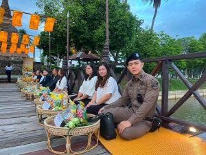 ตำรวจท่องเที่ยวสุโขทัย ร่วมกิจกรรม เส้นทางการท่องเที่ยวในมิติศาสนา เส้นทางมรดกโลกพระร่วงเมืองสุโขทัย 🌟🥰